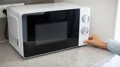One Common Mistake Nearly Everyone Makes Can Ruin Your Microwave