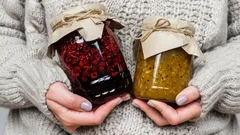 How to keep homemade jam from getting moldy using one simple sugar trick