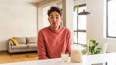 8 Habits Psychologists Say Are Linked to Low Intelligence