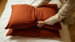 How to Refresh Pillows in 10 Minutes Without Washing — and Get Rid of Stains and Bad Odors