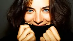 Easy Makeup for Women Over 40: A Simple Trick to Help Hide Wrinkles