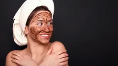 How to make a simple coffee scrub at home for softer, smoother skin